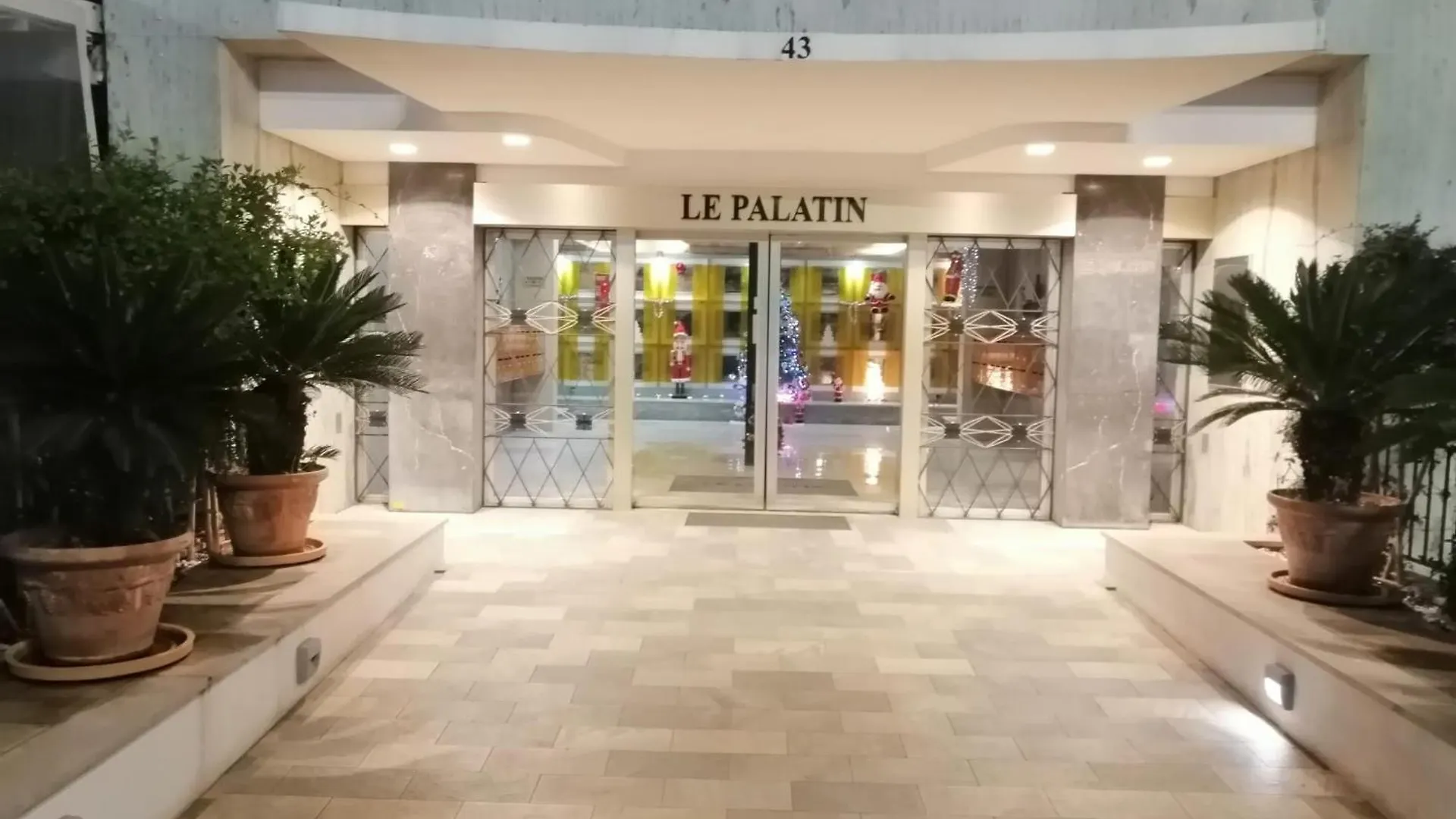 Apartment Promenade Holiday - Sea Front Palatin Nizza